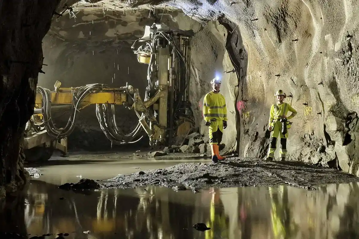 Dwyka Mining Services announces first SA deal and GoGyro launch